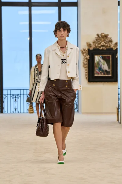 Look 21